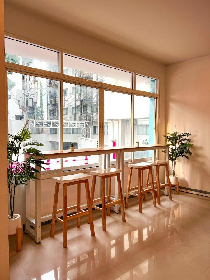 Baobab Hotel Patong Bagian luar foto