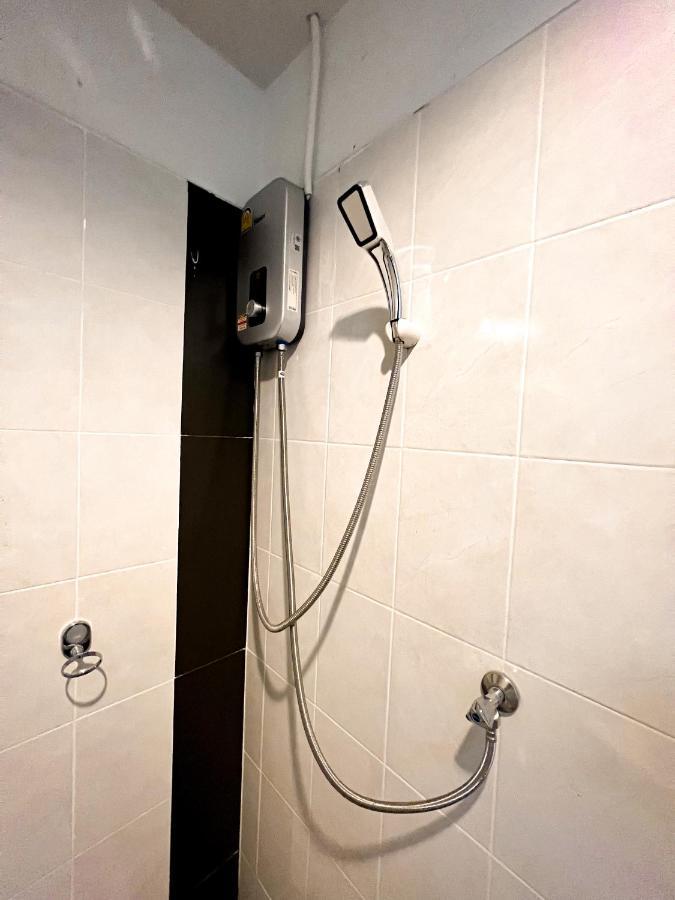 Baobab Hotel Patong Bagian luar foto