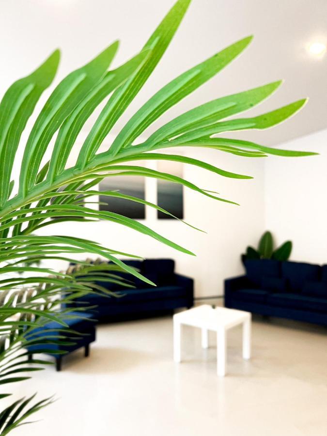 Baobab Hotel Patong Bagian luar foto