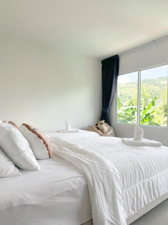 Baobab Hotel Patong Bagian luar foto